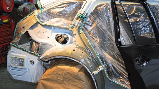 Eventuelle Reparatur-Erweiterungen sollten mit dem Sachverständigen abgesprochen werden. Eventuelle Reparatur-Erweiterungen sollten mit dem Sachverständigen abgesprochen werden.