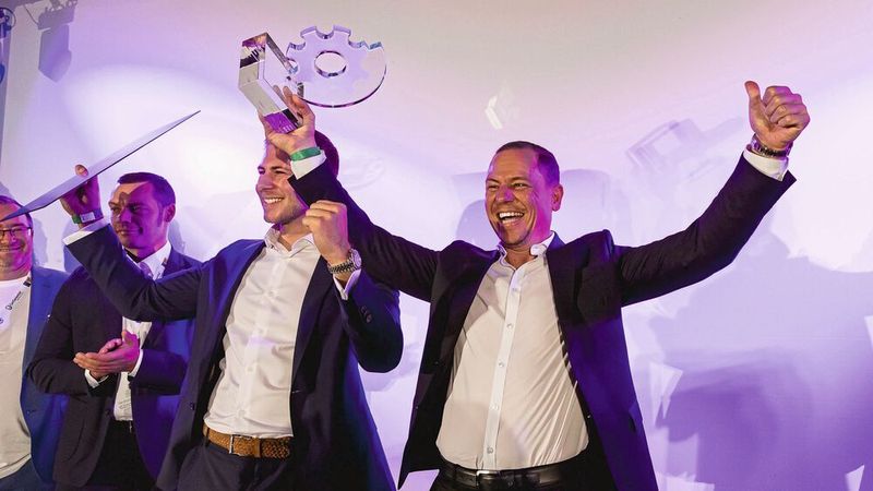 Als Gesamtsieger in der Kategorie Vertrieb platzierte sich die Seitz-Gruppe in Kempten. (Bild: Stefan Bausewein)