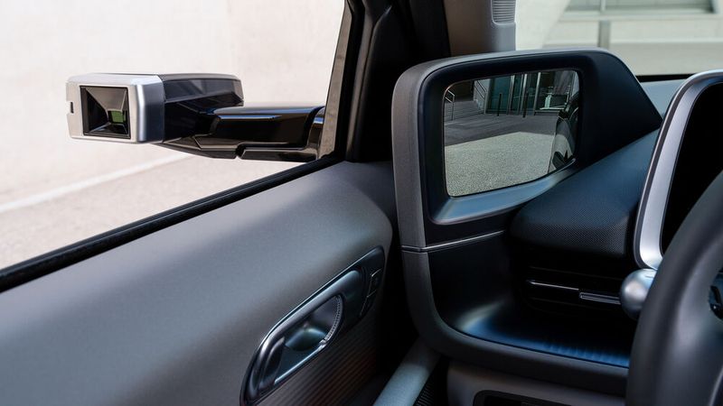 Die digitalen Außenspiegel kosten Aufpreis. (Bild: Hyundai)
