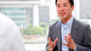 Hajime Sugiyama ist einer der weltweit führenden Redner für e-F@ctory, die IIoT-Initiative von Mitsubishi Electric. (Mitsubishi Electric)