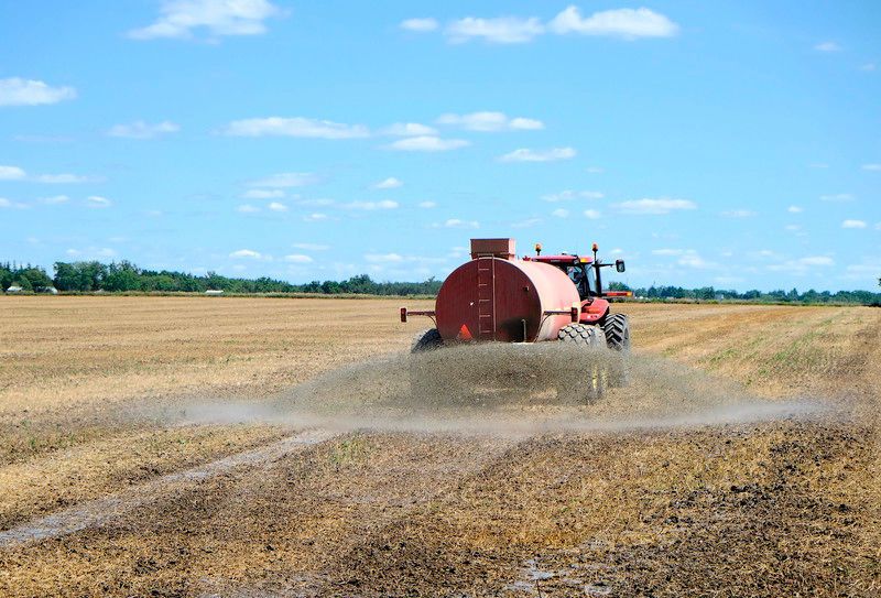 Phosphor zurückzugewinnen wäre nicht nur gut für die Umwelt, es könnte auch die Profite in der Landwirtschaft steigern.  (gemeinfrei)