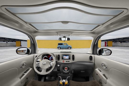 Anklang an die japanische Heimat: Die Eine Shoji-Jalousie ... (Archiv: Vogel Business Media)