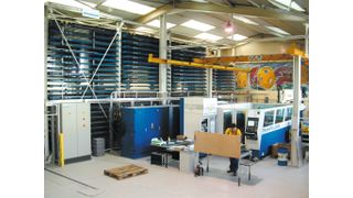 Installation entièrement autonome comprenant un centre de découpage laser Trumpf Trumatic L3050 à CNC et le stockage automatique. (Image: Techniques laser SA)