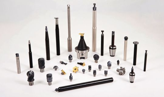 Mit dem modularen Multi-Master-System bietet Iscar eine Vielzahl an austauschbaren Köpfen, Schäften, Adaptern, Verlängerungen und Reduzierstücken.(Bild:  Iscar)