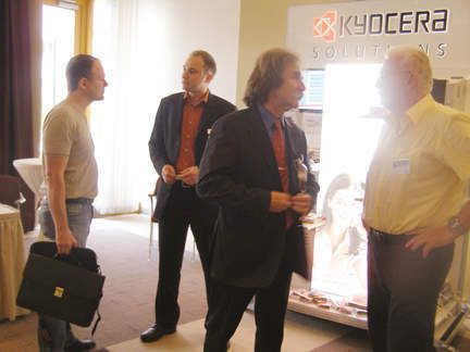 Reger Austausch am Kyocera-Mita-Stand. Drucklösungen standen hier hoch im Kurs. (Archiv: Vogel Business Media)
