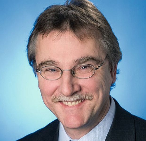 Rolf Cisar, Leiter Business Unit Zuführtechnologie bei der Schuler AG: „Mit der neuesten Antriebstechnologie von Bosch Rexroth erreichen wir in unseren Transfersystemen höchste Ausbringungsleistungen.“ (Schuler)