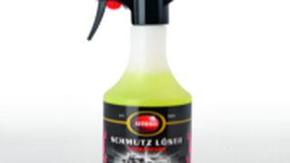 Der Schmutzlöser Autosol entfernt auch Insektenreste und Ölverschmutzungen.  (Foto: Dorsol)