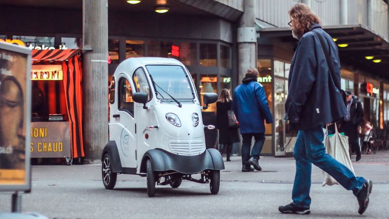 Einen Kabinenroller von Enuu kann man nun monatlich mieten.(Bild:  Enuu)