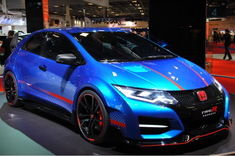 Kampfansage aus Japan: Mit dem Civic Type R Concept nimmt der japanische Automobilhersteller Honda den Wettbewerb zu anderen Rennsportlern auf.  (Baeuchle)