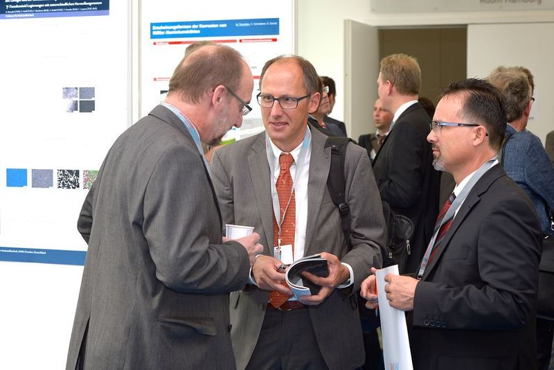 Eindrücke von der Werkstoffwoche Dresden 2015. (Bild: Werkstoffwoche Dresden)