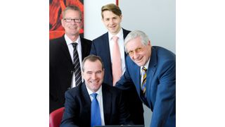 Bereits die vierte Generation: Die beiden Geschäftsführer Dr. Dieter Beck und Alexander Beck. Seit 2013 ist Patrick Beck für die Entwicklung des Geschäftsbereichs LEDs und Lighting zuständig. Und schließlich Senior-Chef Theodor Beck (v.l.n.r). (Bild: Beck Elektronik)
