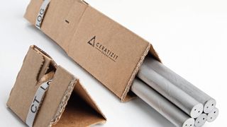 In der neuen Dinkhauser-Verpackung spiegelt sich die Dreiecksform des Ceratizit-Firmenlogos wider – aus Marketingsicht ideal.  (Dinkhauser)