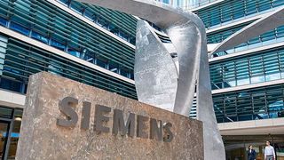 Siemens kann sich über die Ergebnisse aus dem zurückliegenden ersten Quartal zwar freuen, doch in Sachen Automatisierungsgeschäft macht ein Wermutstropfen den süßen Wein aus der Gewinnquelle etwa bitterer ... (Bild: Siemens)