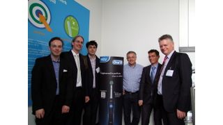 Das MainTelRob-Projektteam (von links): Felix Sittner, Markus Krauß, Michael Fritscher (Zentrum für Telematik e.V.), Rolf Ruckstetter (Braun/P&G), Dr. Jürgen Dam (VDI), Dr. Manfred Dresselhaus (Reis Robotics). (Zentrum für  Telematik, Würzburg)