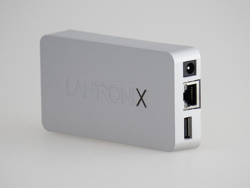 Kompakt und genügsam: Der xPrintServer misst laut Datenblatt genau 11,43 x 5,95 x 2,32 Zentimeter und begnügt sich mit weniger als zwei Watt. (Bild: Srocke)