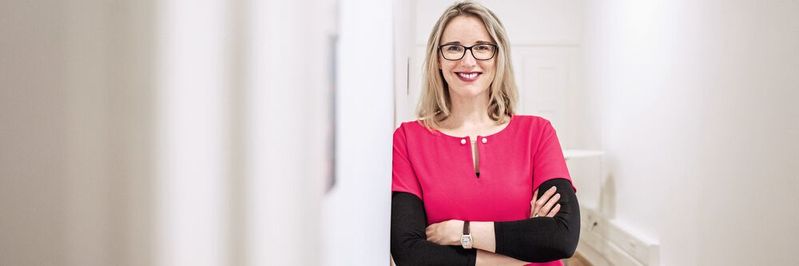 Wird Künstliche Intelligenz in der Medizin genutzt, muss die ethische Frage gestellt werden. Prof. Buyx von der TU München und die Diskussion um mehr Ethik in der KI-Forschung. Wird Künstliche Intelligenz in der Medizin genutzt, muss die ethische Frage gestellt werden. Prof. Buyx von der TU München und die Diskussion um mehr Ethik in der KI-Forschung.