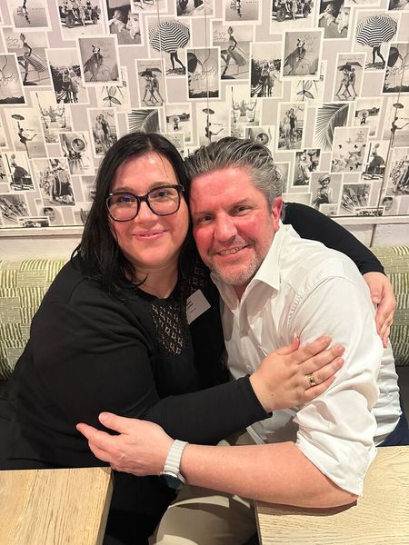 Es geht nichts über eine super Zusammenarbeit, Anne Linder (Lang AG) und Dirk Schäfer (Samsung). (Bild: Vogel IT-Medien GmbH)