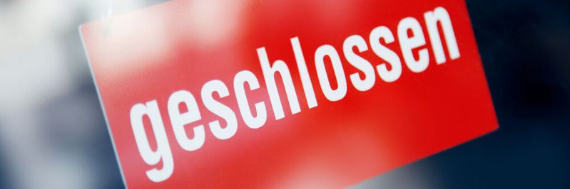Bayerns Apotheker und Apothekerinnen streiken. Zwei Wochen zuvor protestierten bereits die Apotheken im Norden des Landes. Bayerns Apotheker und Apothekerinnen streiken. Zwei Wochen zuvor protestierten bereits die Apotheken im Norden des Landes.