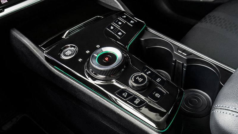 Auch das Bedienkonzept untermauert die Modernität. (Kia)