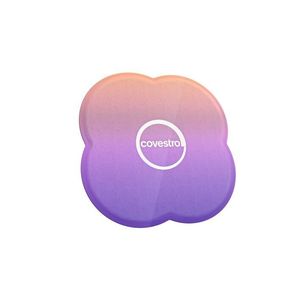 Auf der Compamed 2019 zeigt Covestro unter anderem Materiallösungen für flexible elektronische Pflaster auf Basis von Polyurethan-Rohstoffen.