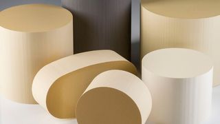 Verschiedene Autoabgaskatalysatoren (Umicore)