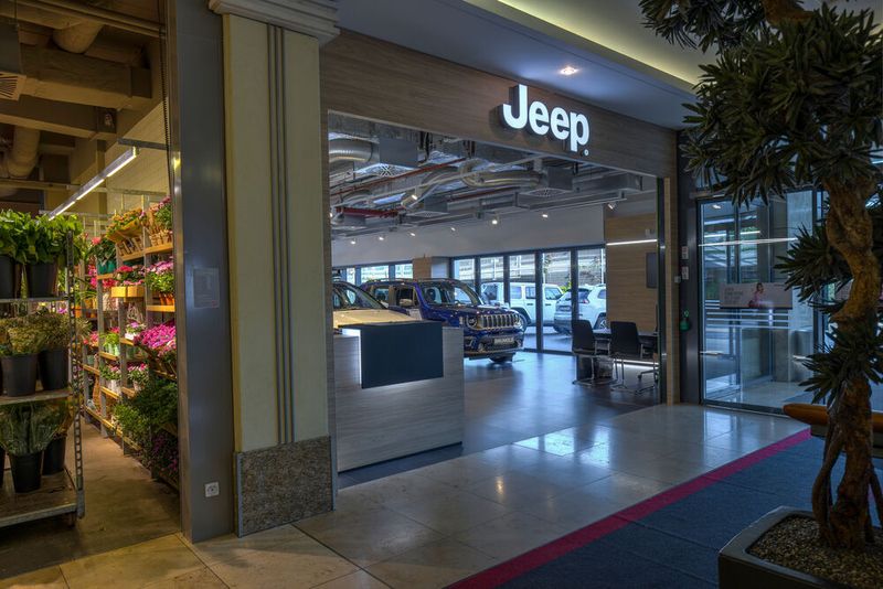 Der Schauraum ist CI-konform eingerichtet. (FCA)