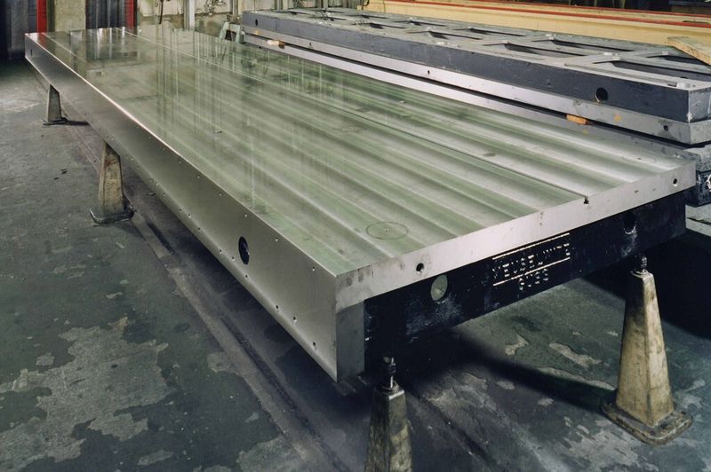 Messplatte, Abmessungen 4500 mm x 1250 mm x 350 mm, Stückgewicht 4500 kg, Werkstoff: EN-GJL-250 nach DIN EN 1561. (Bild: Meuselwitz-Guss)