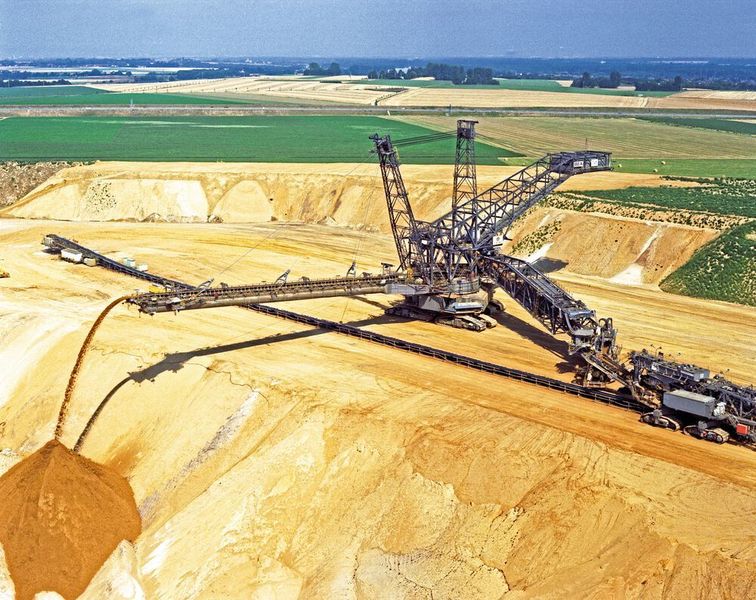 Die bislang grösste Kugeldrehverbindung der Firmengeschichte realisierte Rodriguez für eine
Anwendung im Bereich der Braunkohleförderung. (Rodriguez)