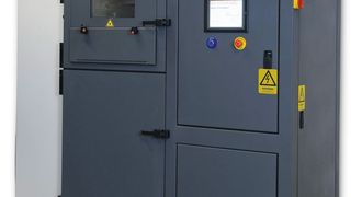 Die selektive Laser-Schmelzanlage als zukunftsweisendes Schichtaufbauverfahren. Bild: Renishaw (Archiv: Vogel Business Media)