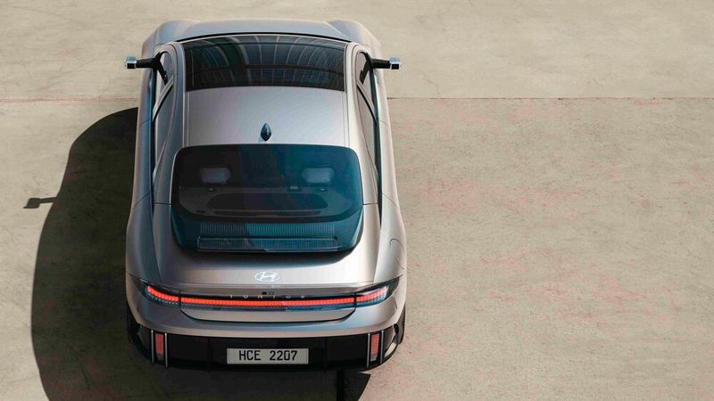 Die Einstiegspreise für die Fließheck-Limousine sollen unter 45.000 Euro liegen. (Bild: Hyundai)