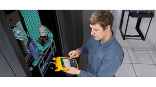 Wer die Einfügedämpfung optischer Netzwerk-Links prüfen will, muss einiges beachten. (Fluke Networks)