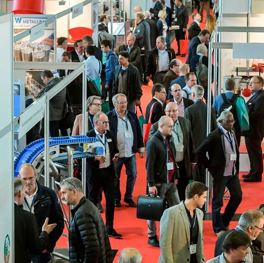 Rund 6800 Messebesucher auf der Schüttgut in Dortmund sehen neueste Trends und hochkarätiges Vortragsprogramm mit Themen aus Wissenschaft und Praxis(Bild:  Klaus Pollkläsener, Iris Medien)