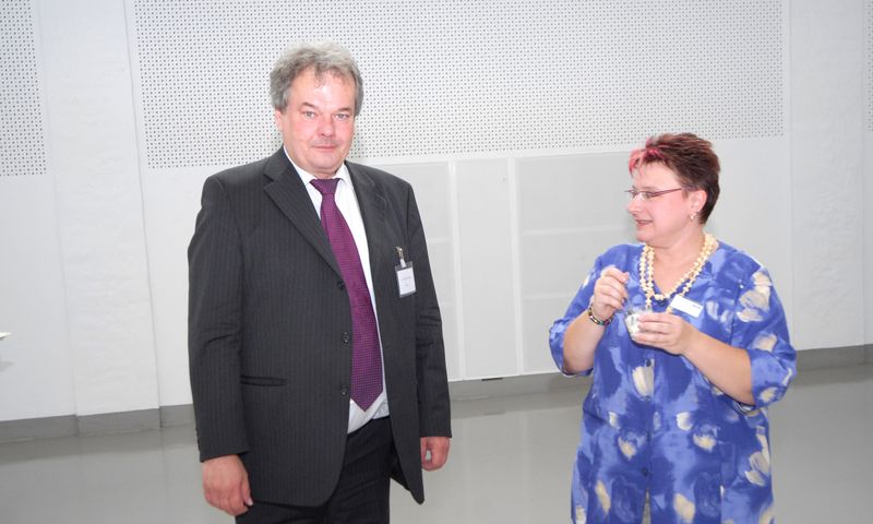 Dr. Stephan Weyhe, FED, und Petra Bauer, ELEKTRONIKPRAXIS (Archiv: Vogel Business Media)