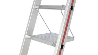 005411-produkt-01-einhaengetritt (Quelle: Hymer-Leichtmetallbau GmbH & Co. KG)