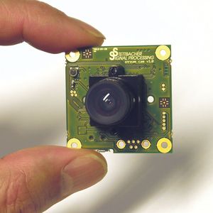 Die O-3000-Kameras bieten den Vorteil, dass die Interface-Spezifikation sowie alle Treiber und Beispielprogramme offengelegt sind und frei für eigene Zwecke verwendet werden dürfen.