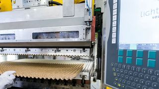 Beckhoff-Steuerung an der Hochdruckpresse (Lightweight Solutions, Deutschland)