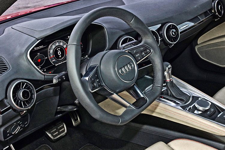 Im Interieur änderten die Designer nur wenig – das TT-Serien-Cockpit setzt bereits Maßstäbe. (Foto: ampnet/Littmann)