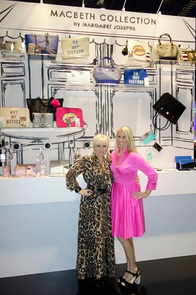 (l.) Designerin Margaret Josephs und ihre Kollegin wissen, was Frauen in der IT brauchen. (Bild: IT-BUSINESS)