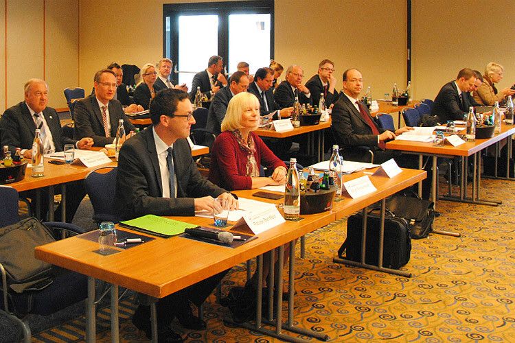 Der ZDK veranstaltet die Frühjahrsveranstaltung des Wirtschaftstreffs 2014 in Bonn. (Foto: Baeuchle)