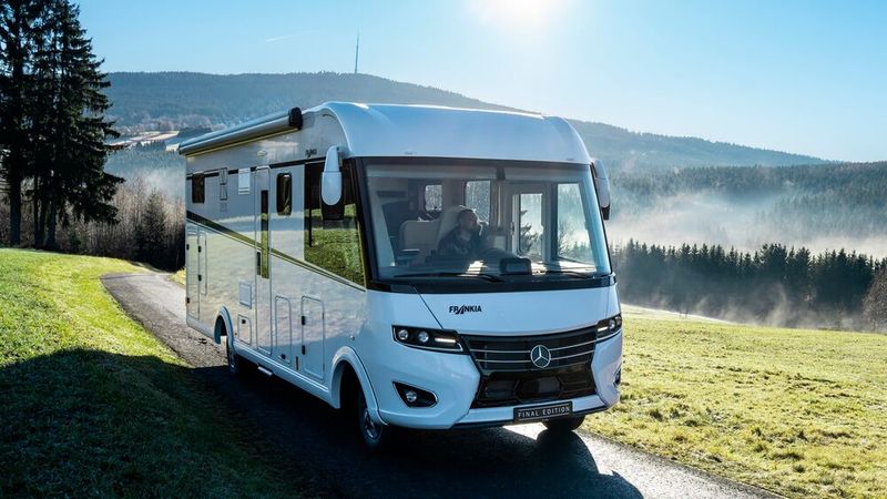 Premium-Hersteller Frankia präsentiert die Final Edition des Integrierten-Flaggschiffs Platin, nahe an der 200.000-Euro-Marke. (Bild: Frankia)