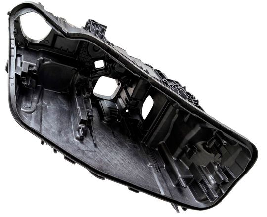 Headlight housing. Reduced weight and higher productivity thanks to Luvobatch — blowing agent masterbatches.(Source:  Lehvoss)