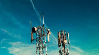 5G soll so schnell wie möglich flächendeckend verfügbar sein, doch noch bestehen viele 'weiße Flecken'. Trotzdem können Unternehmen mit eigenen Campusnetzen vom neuen Standard profitieren. (Bild: gemeinfrei // Unsplash)