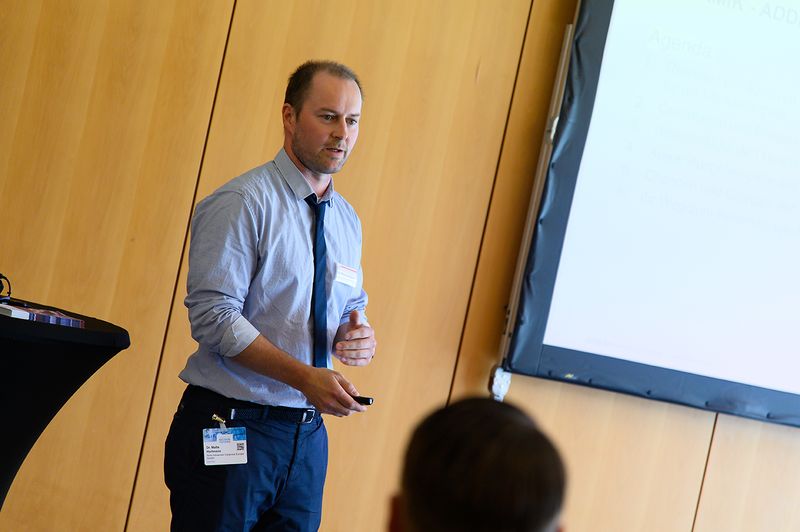 Über Keramik 3D‑Druck für die Medizintechnik – Chancen, Grenzen und Praxisbeispiele sprach Malte Hartmann, Sinto Advanced Ceramics Europe, in seinem Vortrag. (Bild: Stefan Stark/Koala Agentur)