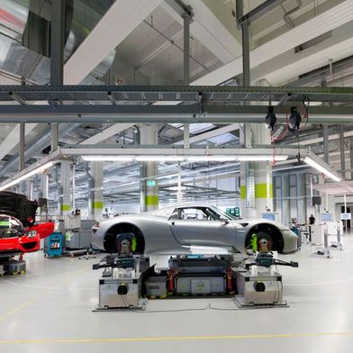 Schon jetzt ist das Leben für Porsche kein Zuckerschlecken. Nun hört man vom Porsche-Management auch noch, dass das nächste Jahr noch schlimmer werden wird. Lesen Sie hier, warum das so sein soll ... (Bild: Porsche)