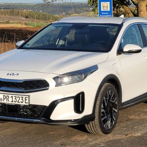 2. Das Außendesign: Schick sieht er ja schon aus, der X-Ceed. Wir mögen das klare Design, das sich lange Jahre durch alle Baureihen zog und von dem sich Kia mit den jüngsten Modellen etwas weg entwickelte.(Bild:  Wehner - Vogel Communications Group)