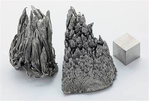 Yttrium gehört zu den schweren seltenen Erden, die die deutsche Industrie braucht. Diese Rohstoffe müssen aber zu einem Großteil aus China importiert werden. Doch bestehende Exportbeschränkungen könnten bald zu einem gravierenden Mangel führen ... (Bild:  Chief of Minerals)