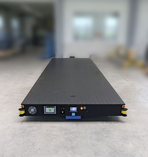 With outer dimensions of 8 x 2.4 metres, the largest mobile sandwich panel Witte has produced to date was designed as a motor-driven and radio-controlled clamping and support unit for use in quality control at a new plant producing small vans.  (Engel)