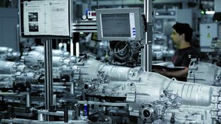 Im ZF-Getriebe-Werk Saarbrücken werden täglich rund 4500 Getriebe produziert. Bild: ZF (Archiv: Vogel Business Media)