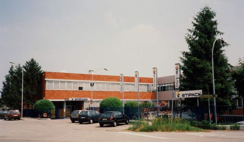 1 Durch den Einsatz kompletter Sicherheitslösungen  von Jokab Safety erreichte Etipack, Hersteller von Etikettier- und Verpackungsmaschinen, die höchste Sicherheitskategorie und verbesserte dabei den Produktionsablauf.   Bilder: Jokab Safety, Italien (Archiv: Vogel Business Media)