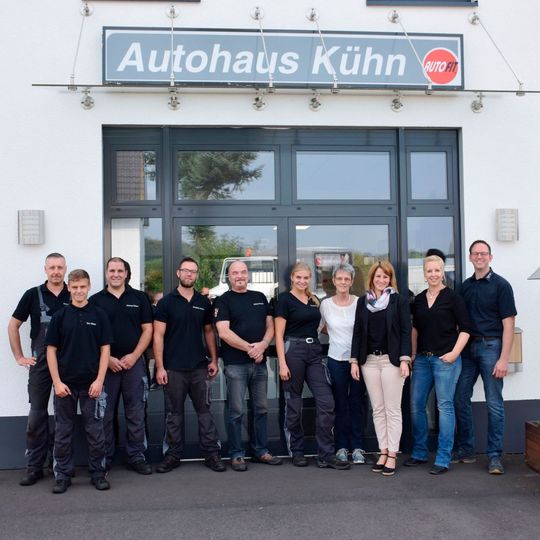 Mit echtem Teamgeist punktete das Autohauses Kühn aus Lich beim Deutschen Werkstattpreis. (Bild:  »kfz-betrieb« / Schweitzer)